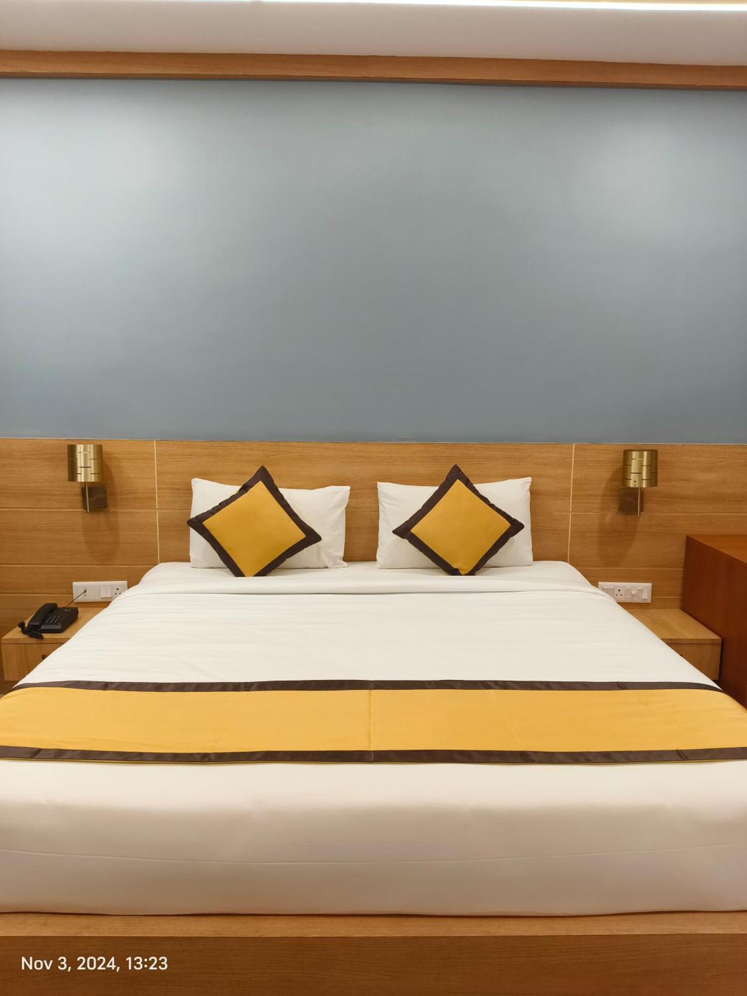 Rs Regal Inn-Деогарх Экстерьер фото