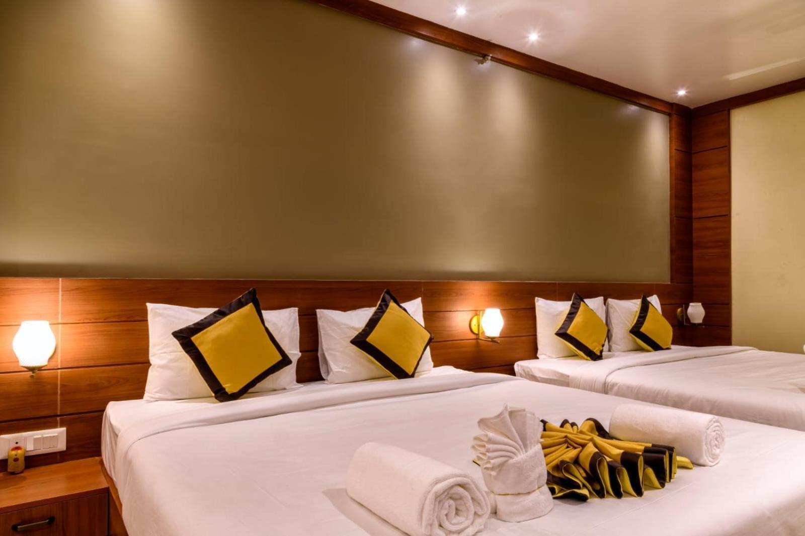 Rs Regal Inn-Деогарх Экстерьер фото