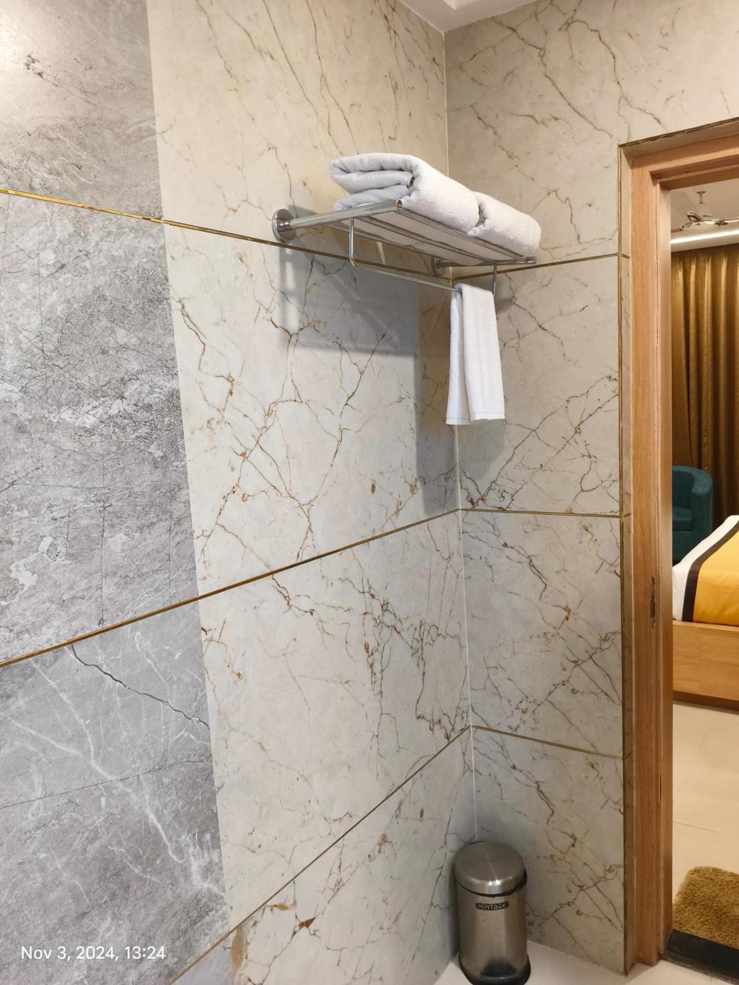 Rs Regal Inn-Деогарх Экстерьер фото