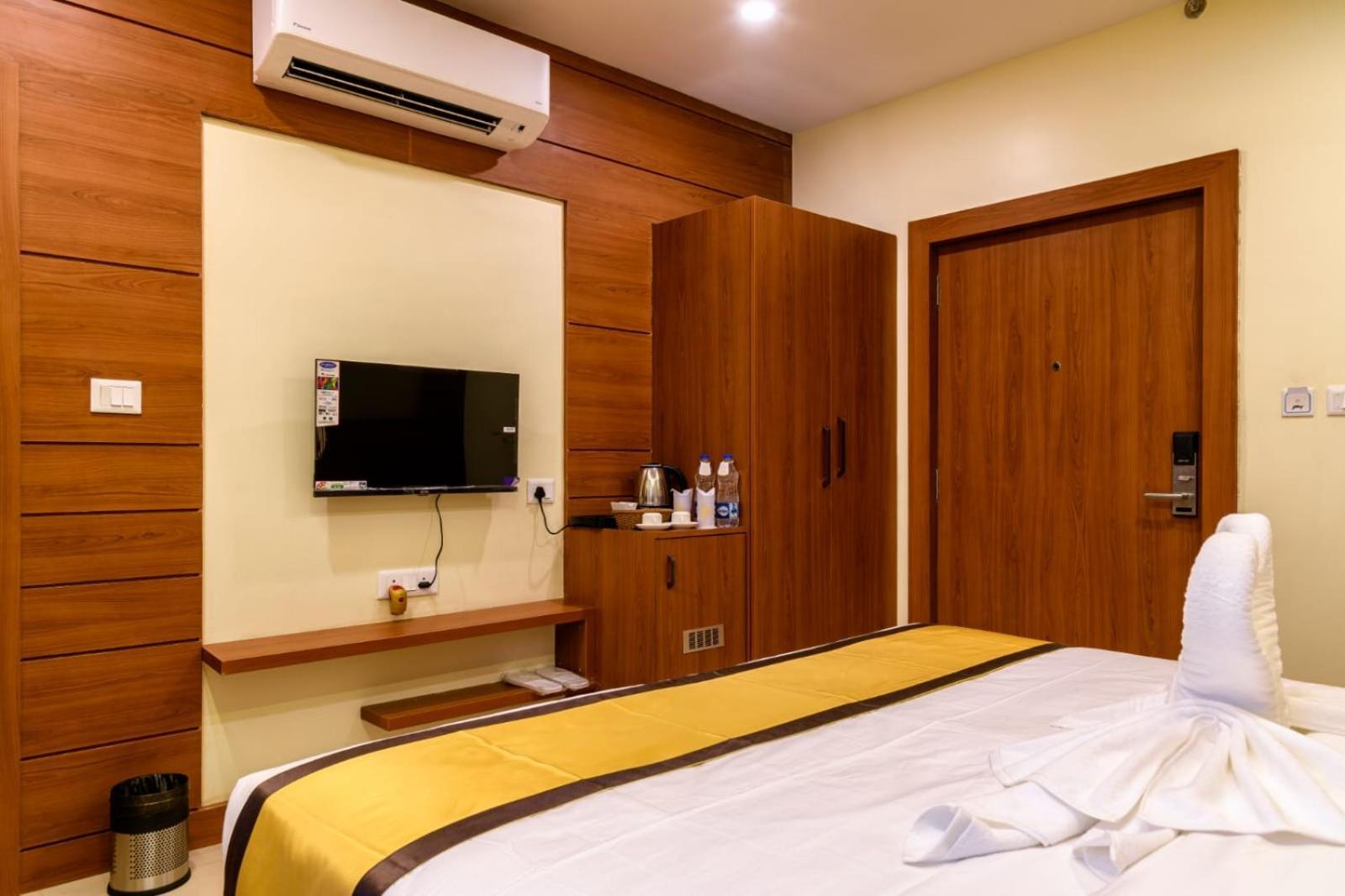 Rs Regal Inn-Деогарх Экстерьер фото